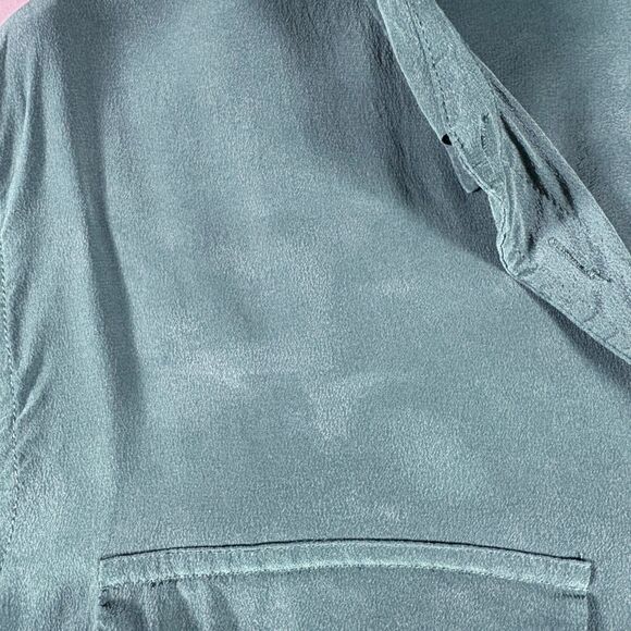 Equipment Femme Silk Shirt Blouse Button Up M Green Professional Timeless Preppy - Picture 6 of 11